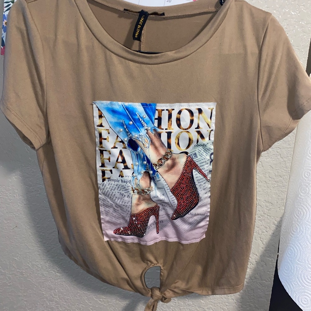 Fashion Nova Tan Tie-Front Tee with Graphic